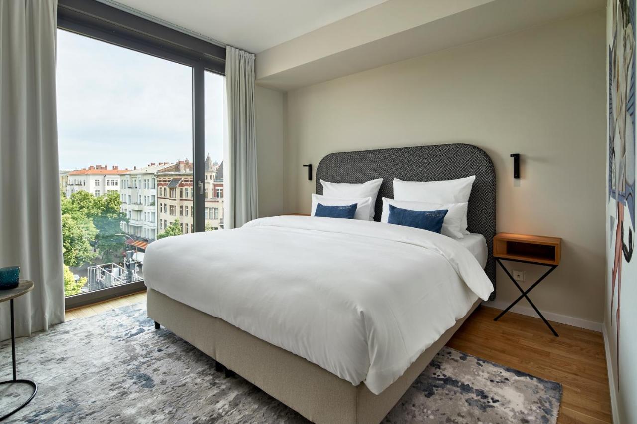Hotel June Six West 3*