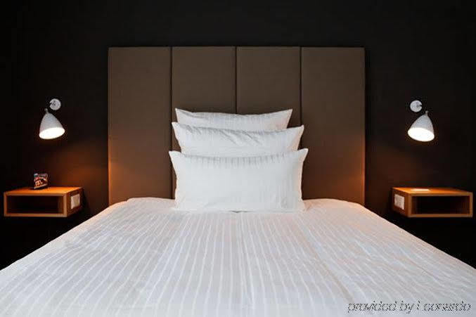 Hotel June Six West 3*
